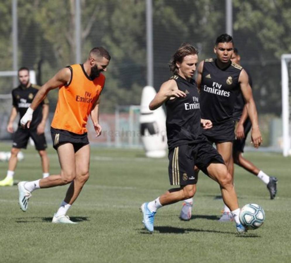 Entrenamiento Real Madrid: El gesto de Marcelo, el dribling de Kubo a Vinicius y la foto entre Keylor y James