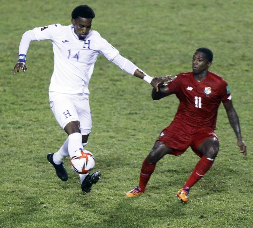 La definición ha sido uno de los tantos problemas de Honduras: Los delanteros que han utilizado Coito y Bolillo en este proceso