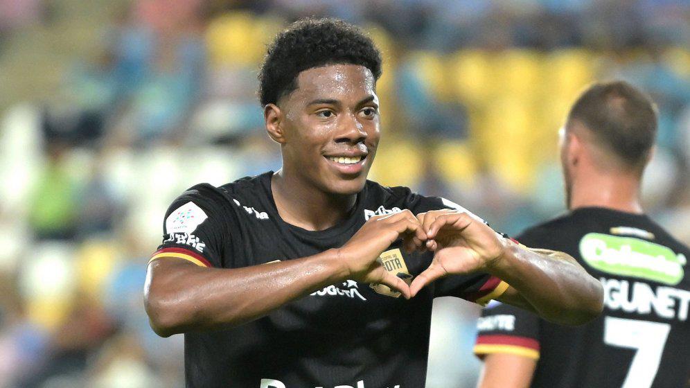 ¿Olimpia recibirá dinero por fichaje de Dereck Moncada en Suiza? ¿Qué equipos de Premier League lo buscaron?