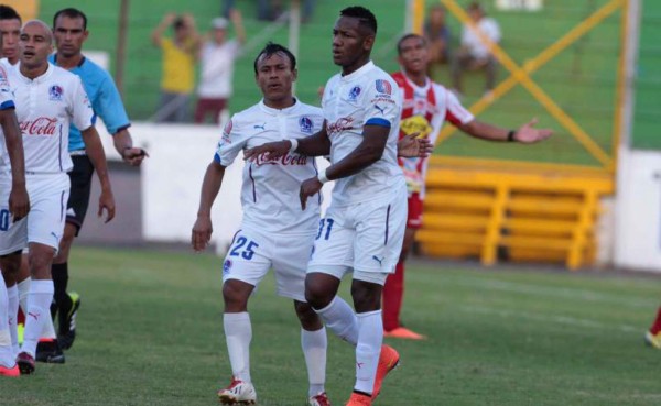 Olimpia sigue de fiesta y vence al Vida en el Nacional