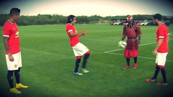 VIDEO: Samurái sorprende a Falcao, Mata y Rojo