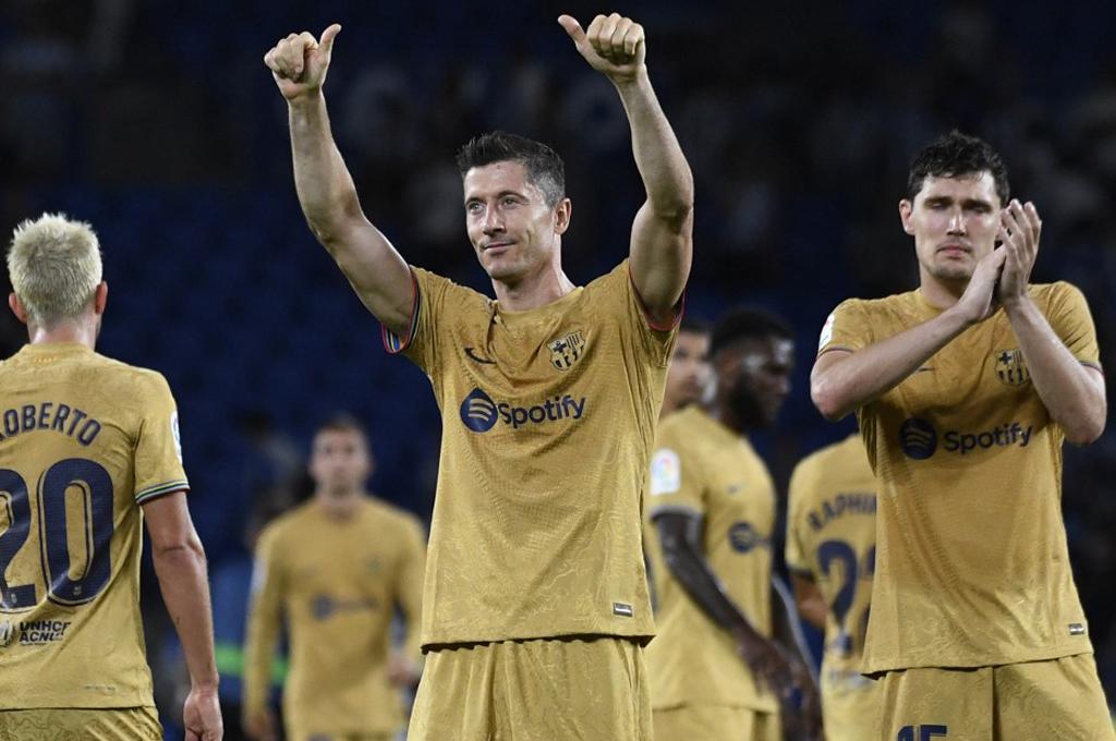 Polish twin!  Lewandowski’s superb performance saw Barcelona beat Real Sociedad at Anota