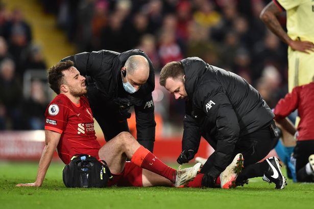 Diogo Jota salió lesionado en el partido contra Manchester City y se despide del Mundial.