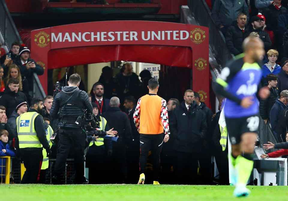 Cristiano Ronaldo vuelve a la carga contra Ten Hag, revela por qué se fue del estadio ante el Tottenham y cómo se lo tuvo que explicar a su hijo