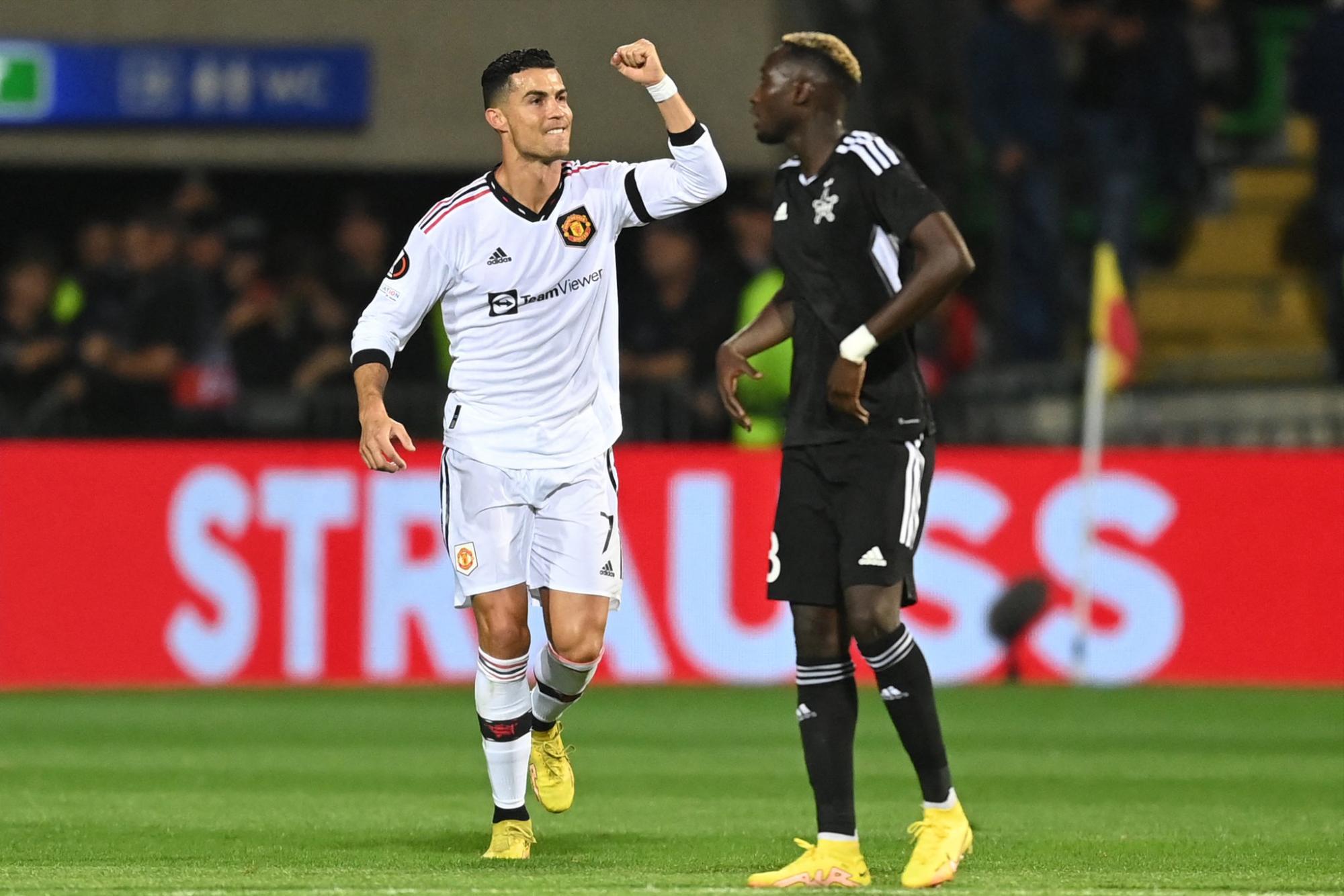 Cristiano Ronaldo marca su primer gol de la temporada en el triunfo del Manchester United sobre el Sheriff en la Europa League