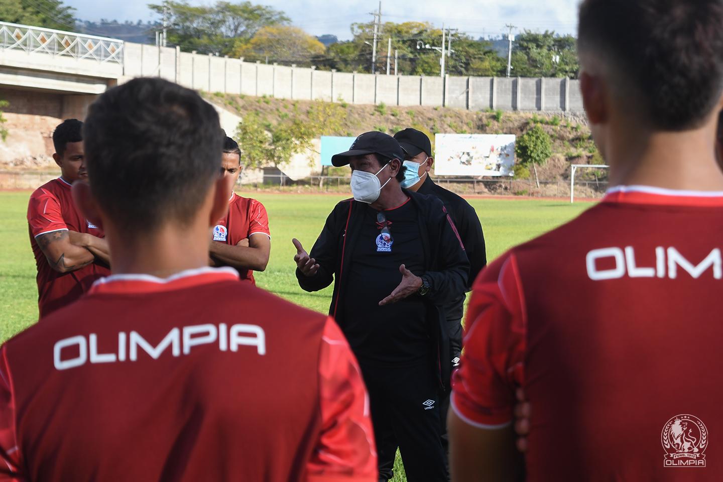 Viejo conocido dirige la primera práctica tras la salida de Pedro Troglio: El entrenamiento del Olimpia rumbo al Clausura 2022