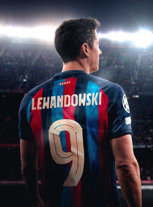 Lewandowski apunta a ser el fichaje top del Barcelona para la temporada 2022-23.
