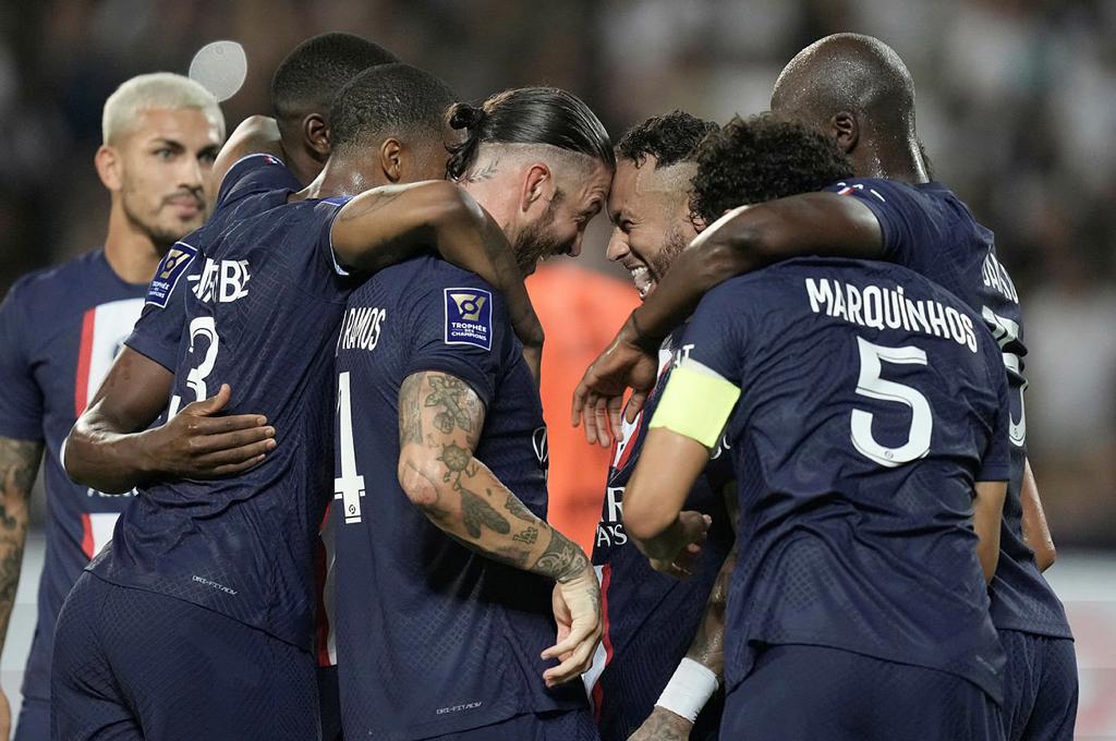 Messi, Neymar y Sergio Ramos marcan sus primeros golazos de la temporada y le dan al PSG la Supercopa de Francia