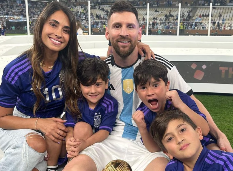 Messi afirma que Thiago, Mateo y Ciro podrían ser futbolistas; no descarta tener otro hijo.