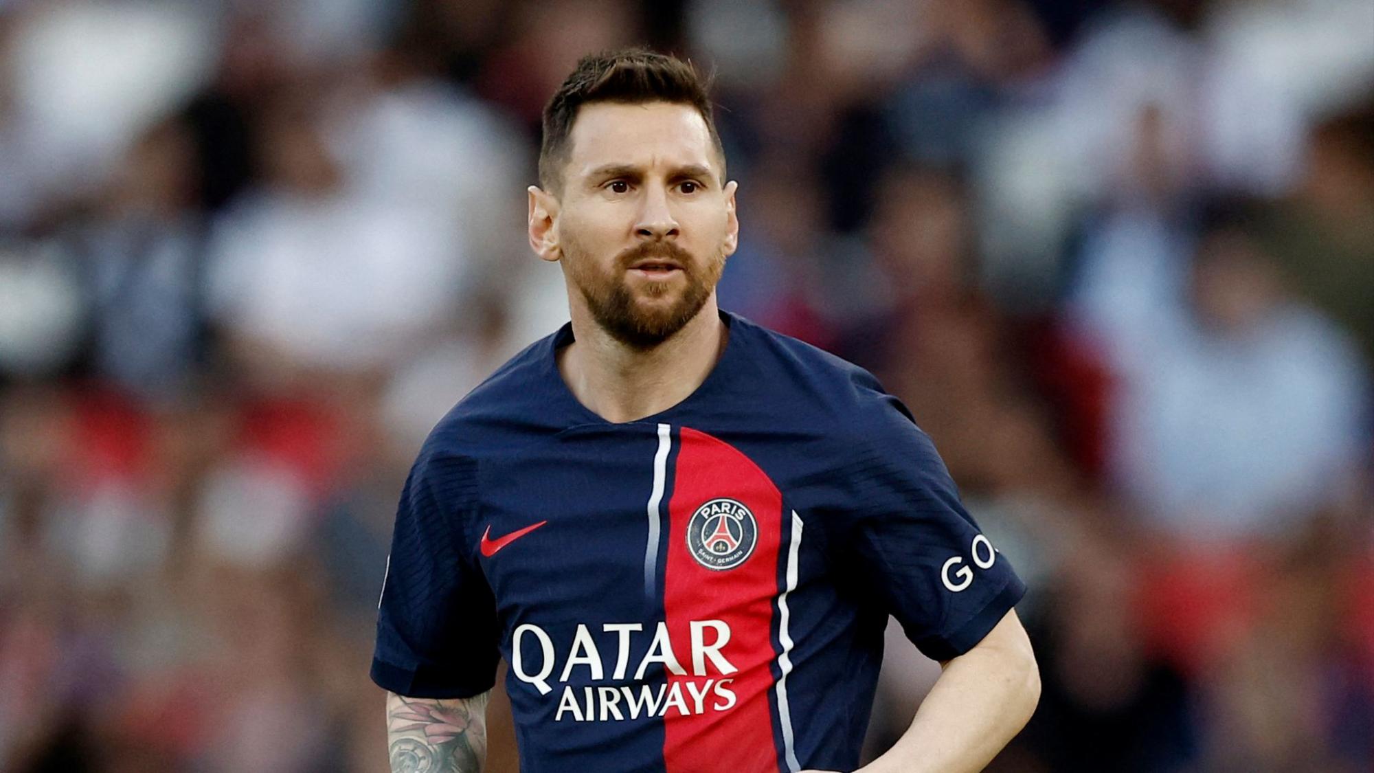Messi disputó 75 partidos con el PSG en total: 32 goles y repartió 35 asistencias.