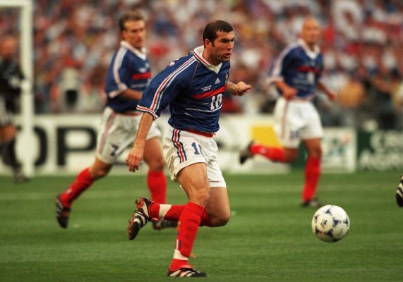Los 'tacos' más famosos en la historia del fútbol